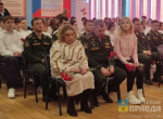 «Герою было только 27…»: в Волжском открыли мемориальную Парту, посвящённую Дмитрию Чередниченко