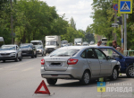 Московский номер и дама с собачкой: в Волжском «Лада Гранта» протаранила «девяносто девятую»